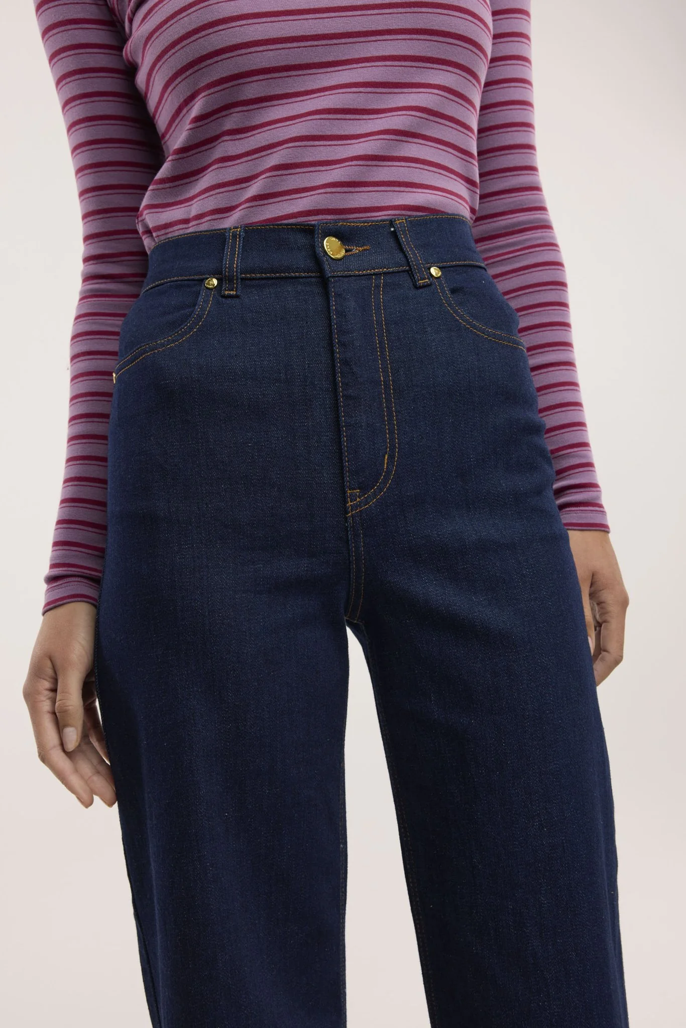 Companion Jean - Image 4