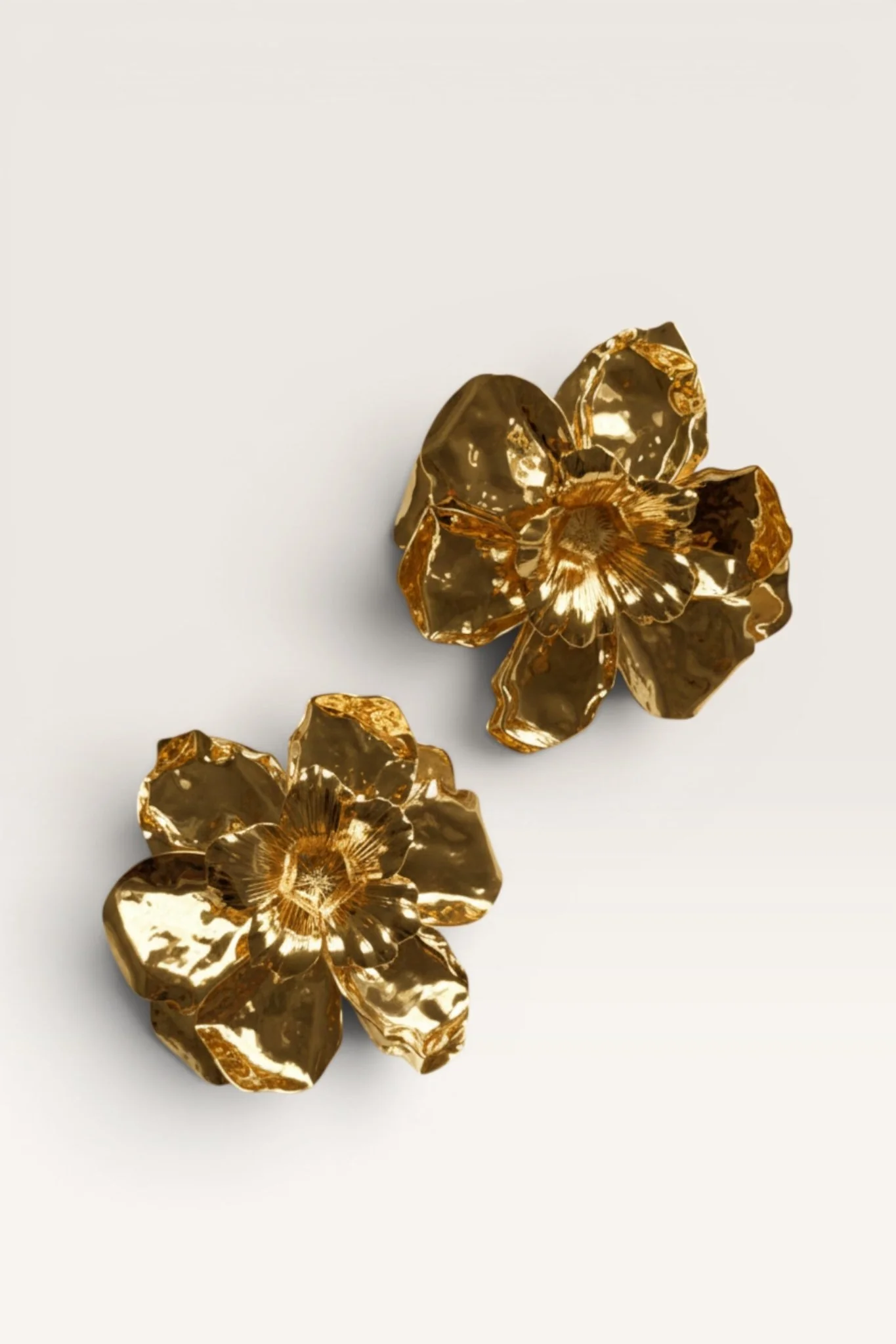 Full Bloom Earring - Image 2