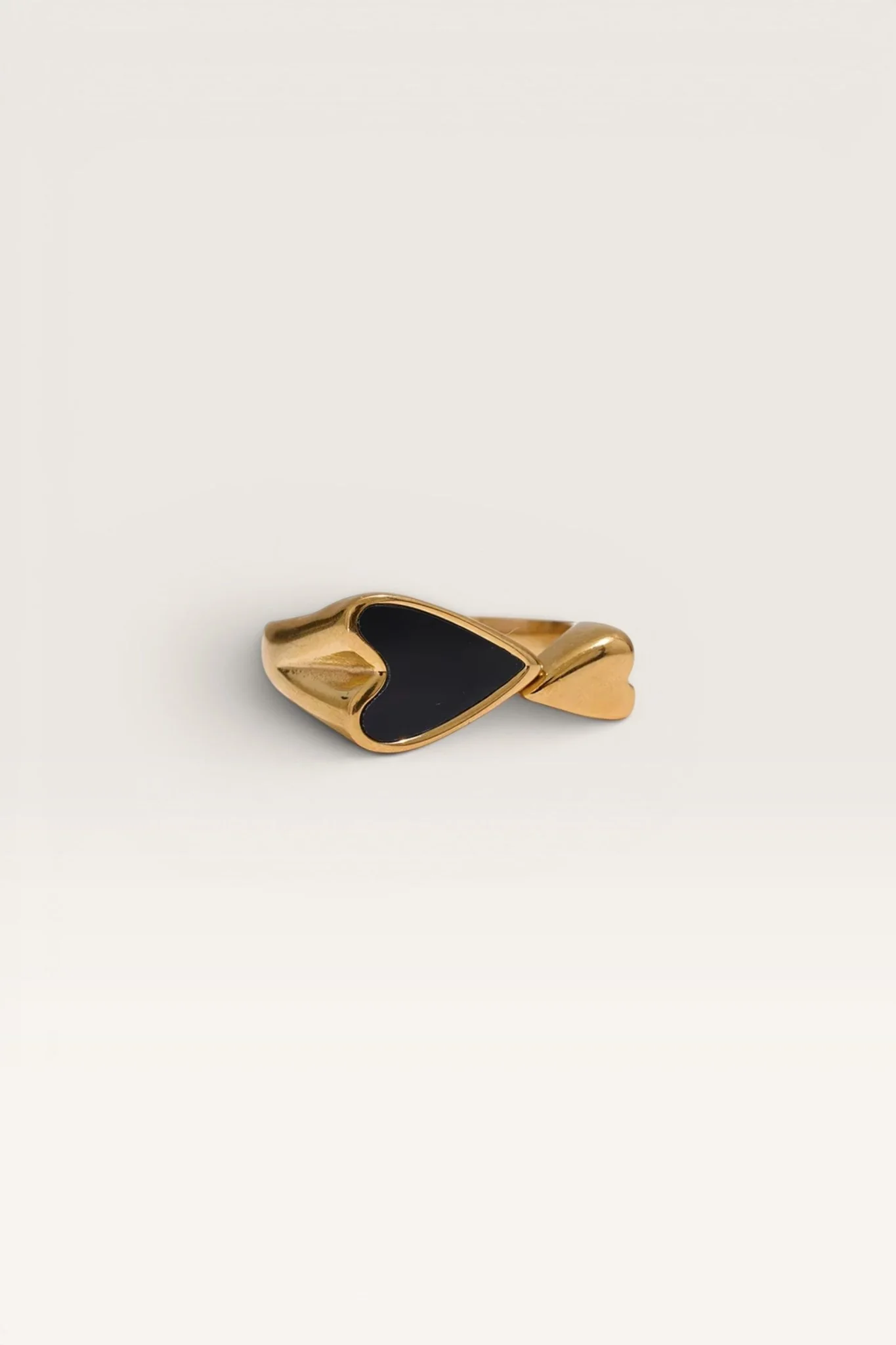 Hand On Heart Ring - Image 3