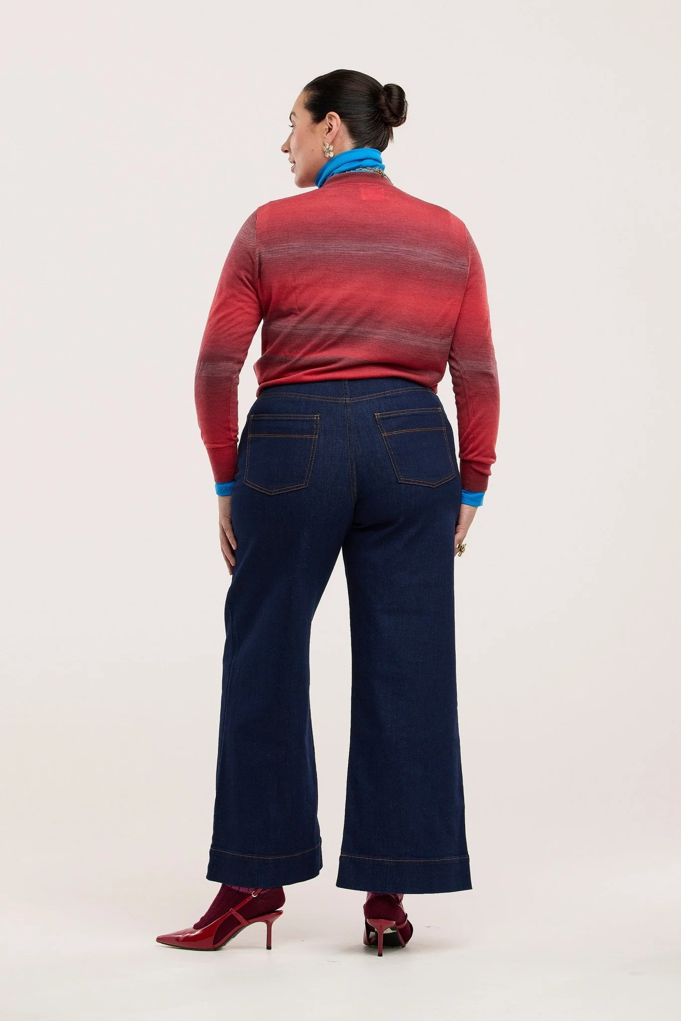 In Motion Crew Neck Jumper - Image 8