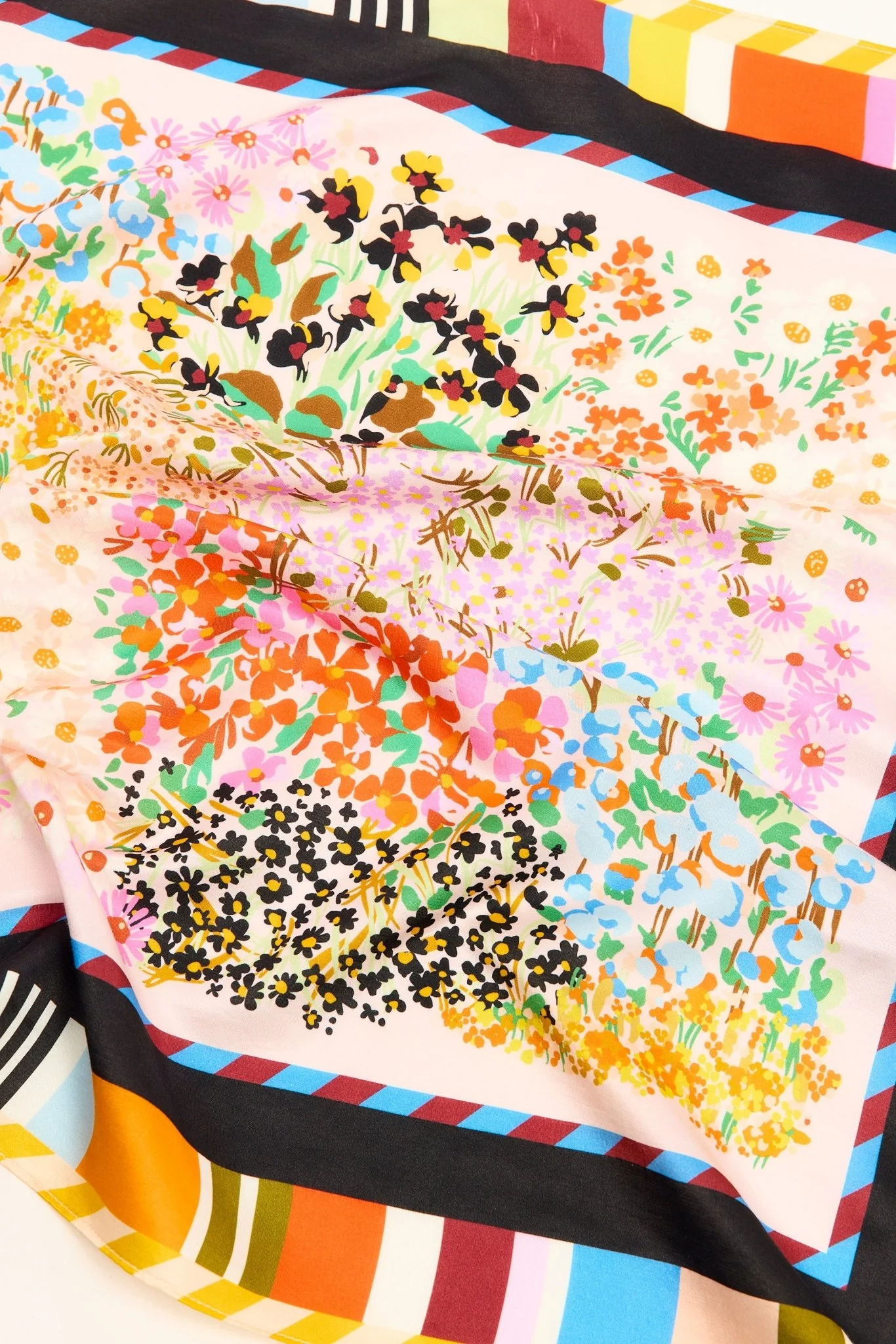 Jubilee Headscarf - Image 4