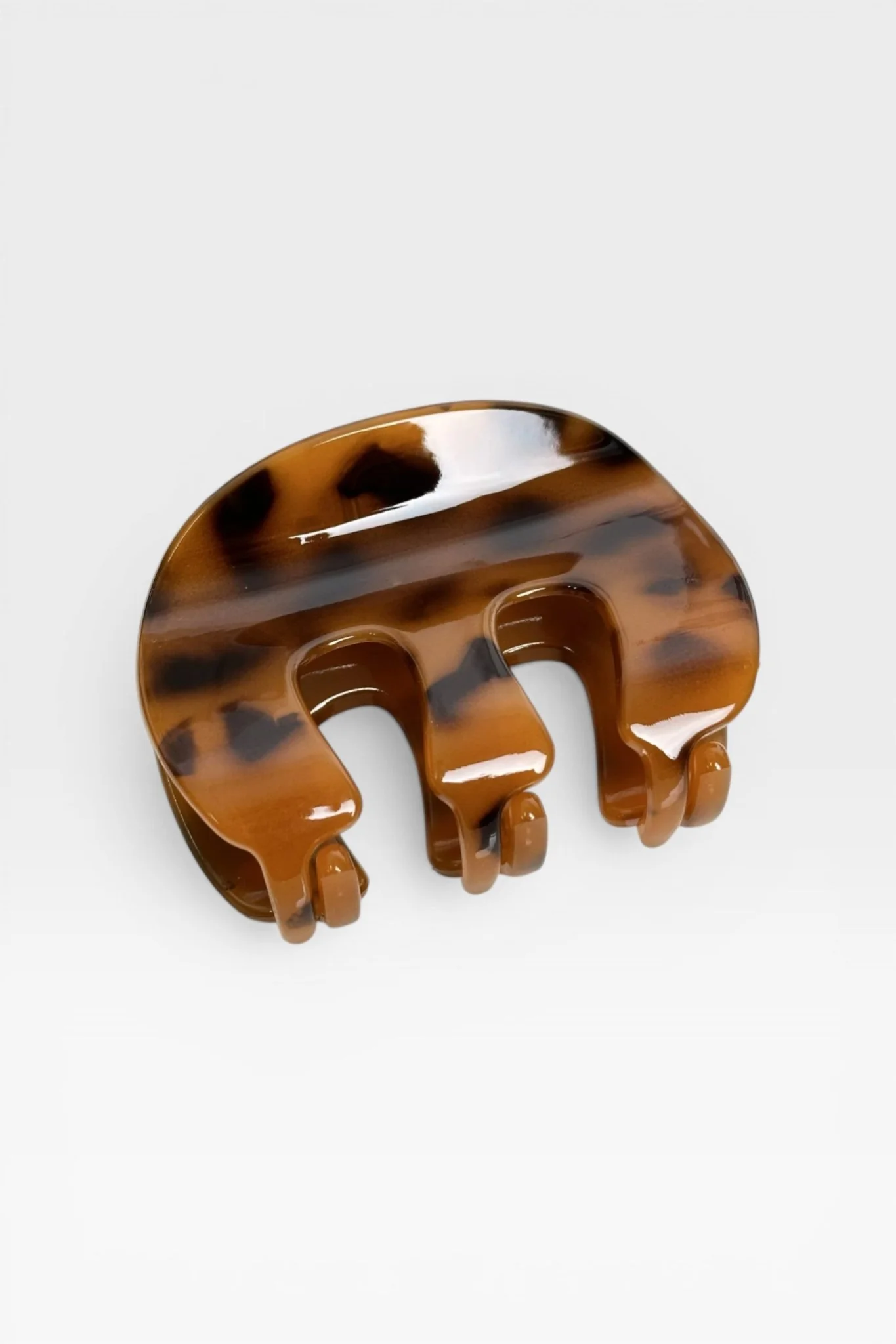 Love Obus Hair Claw - Image 4