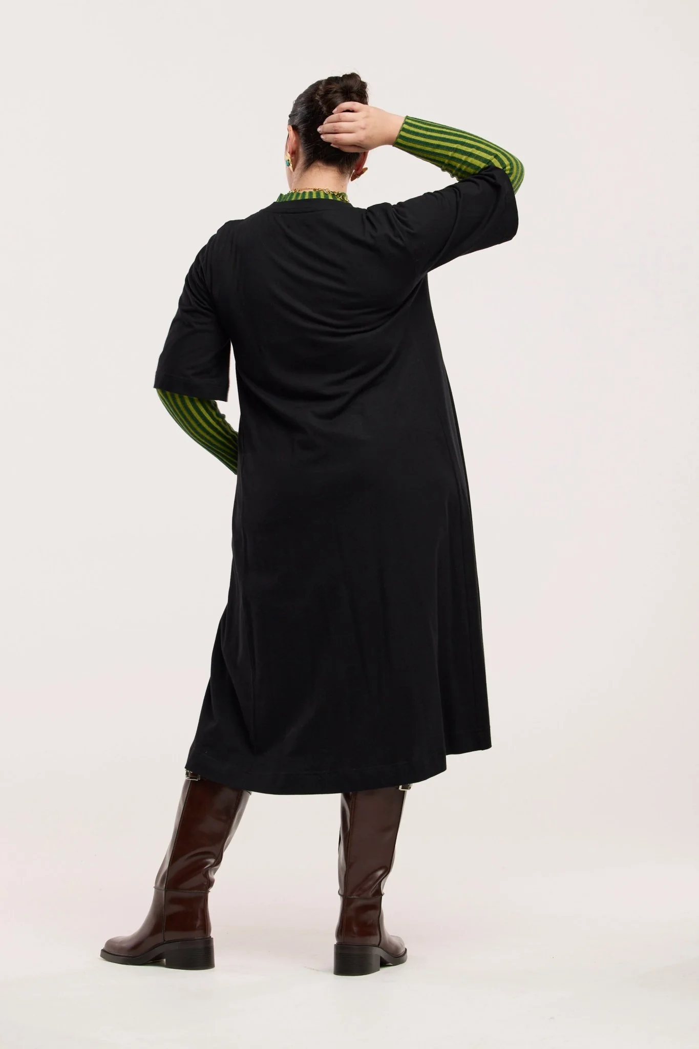 Organic Traveller Midi Dress - Image 4
