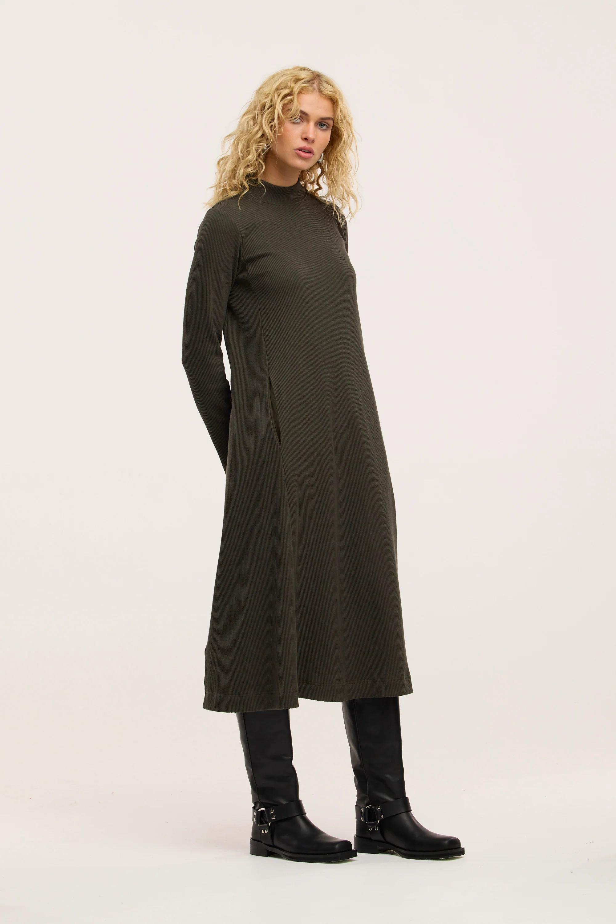 Traveller Luxe Rib Dress - Image 10