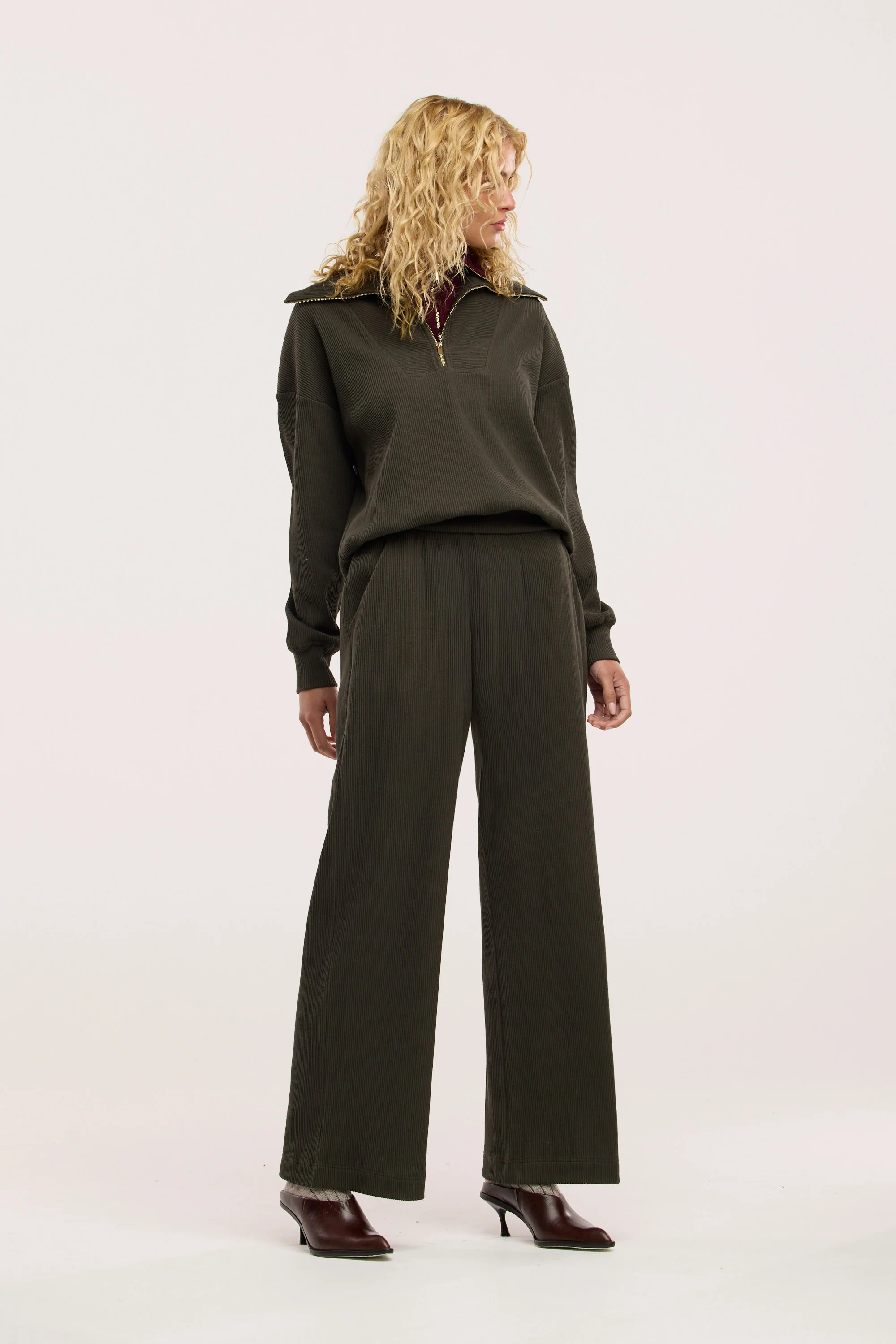 Traveller Luxe Rib Pant - Image 7