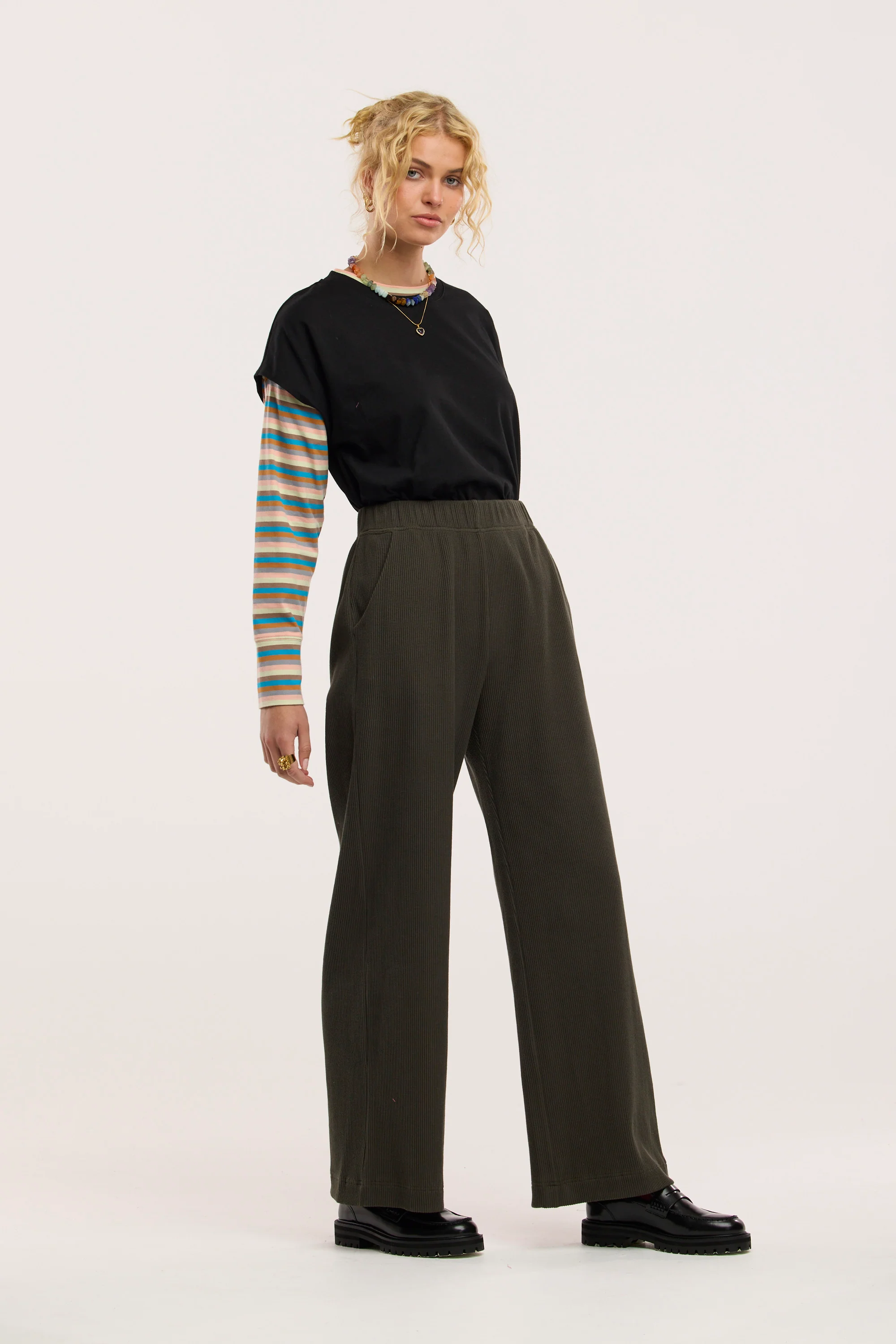 Traveller Luxe Rib Pant - Image 9