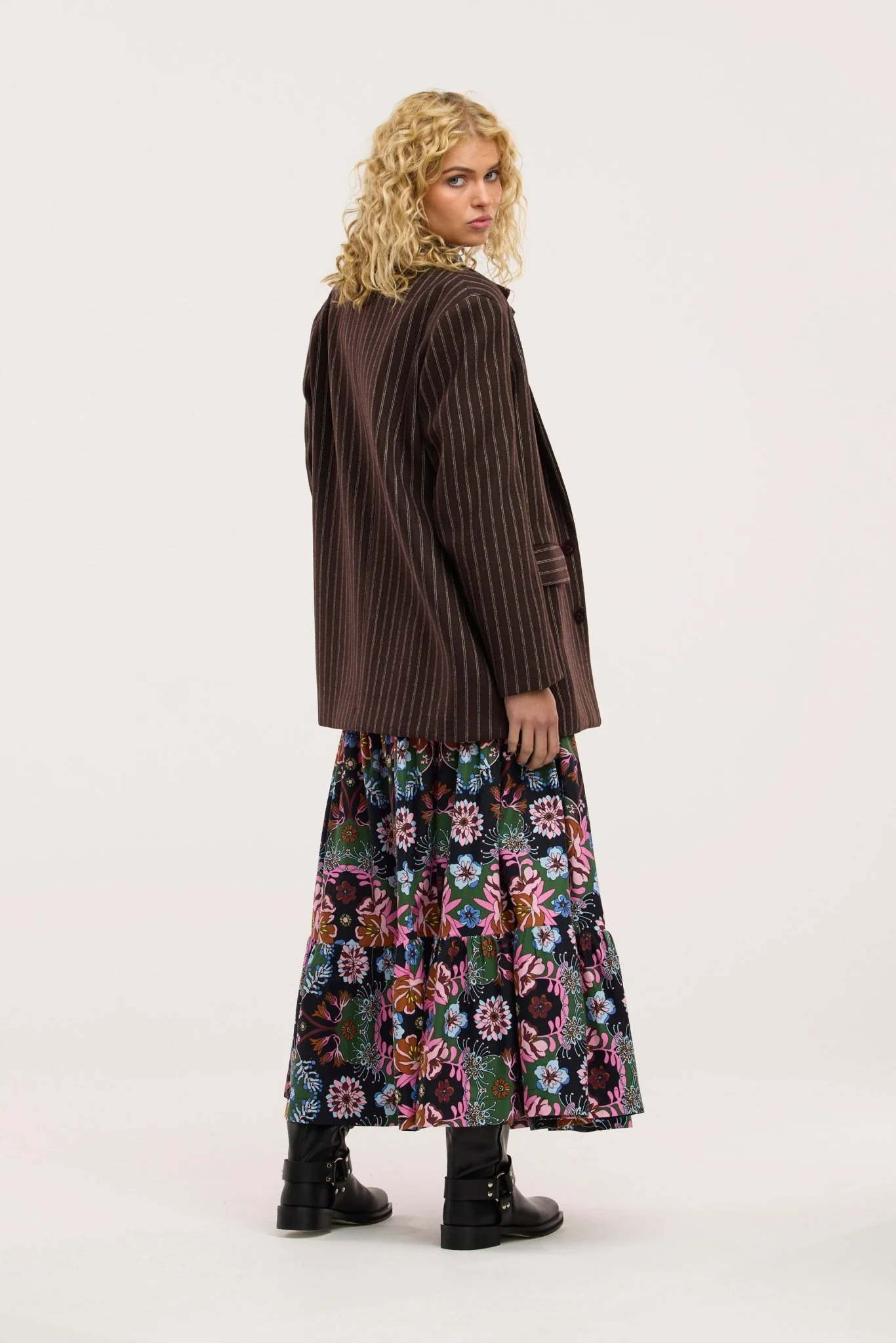 True Form Wool Blazer - Image 11
