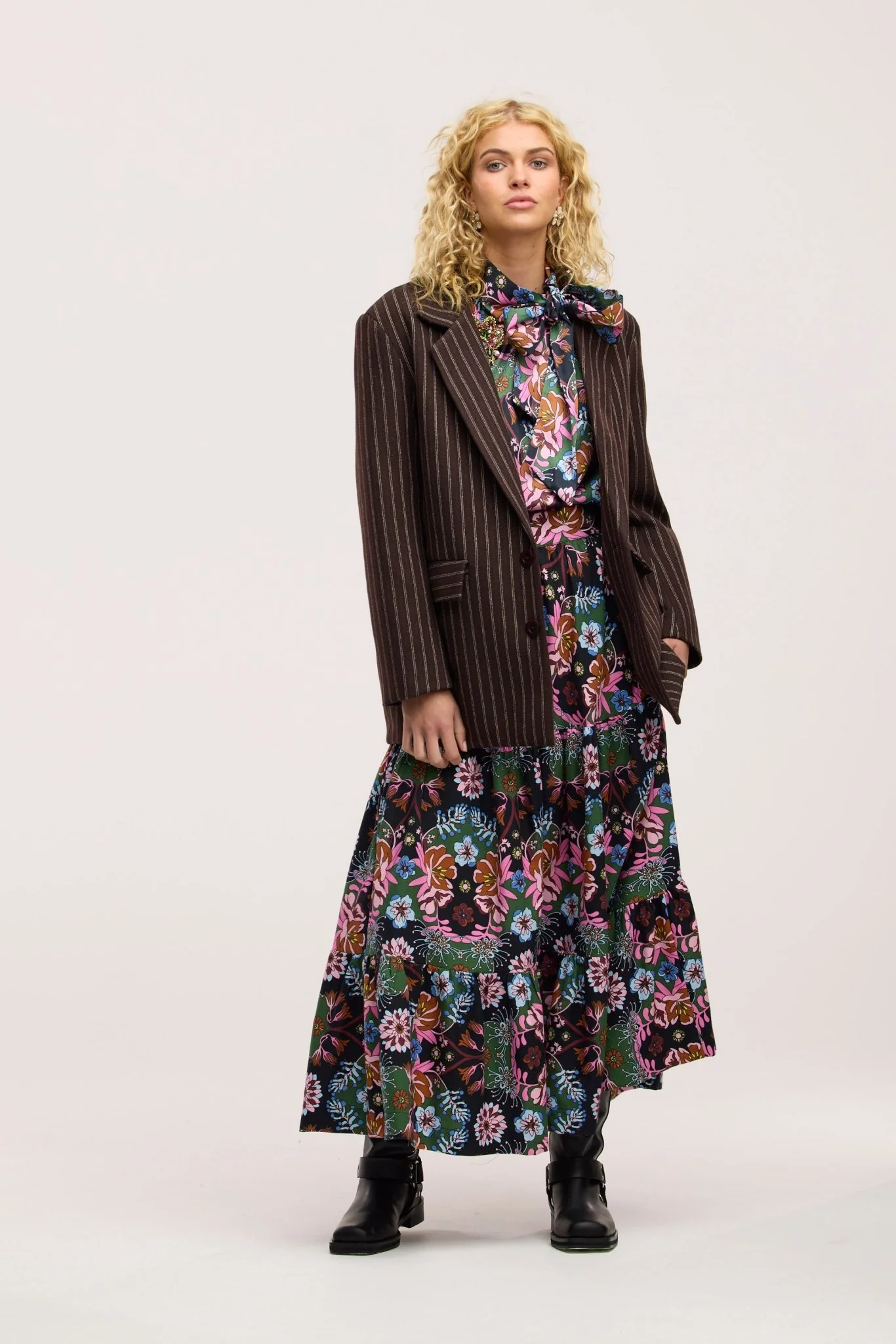 True Form Wool Blazer - Image 8